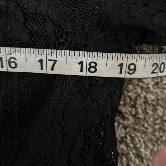 Andree by Unit Elegant Black Babydoll Lace Top NWT size medium - Picture 8 of 9